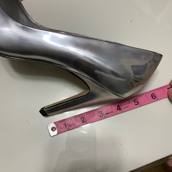 Nine West silver heels - Picture 6 of 6